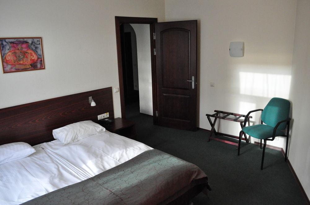 ריגה Hotel Albatross מראה חיצוני תמונה